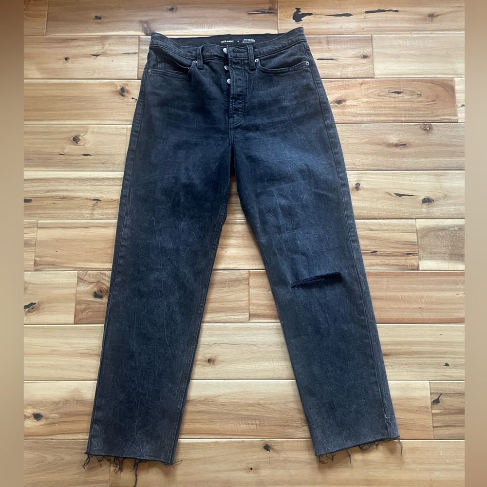 Old Navy women’s  Dark Wash black Straight Jeans NWOT
